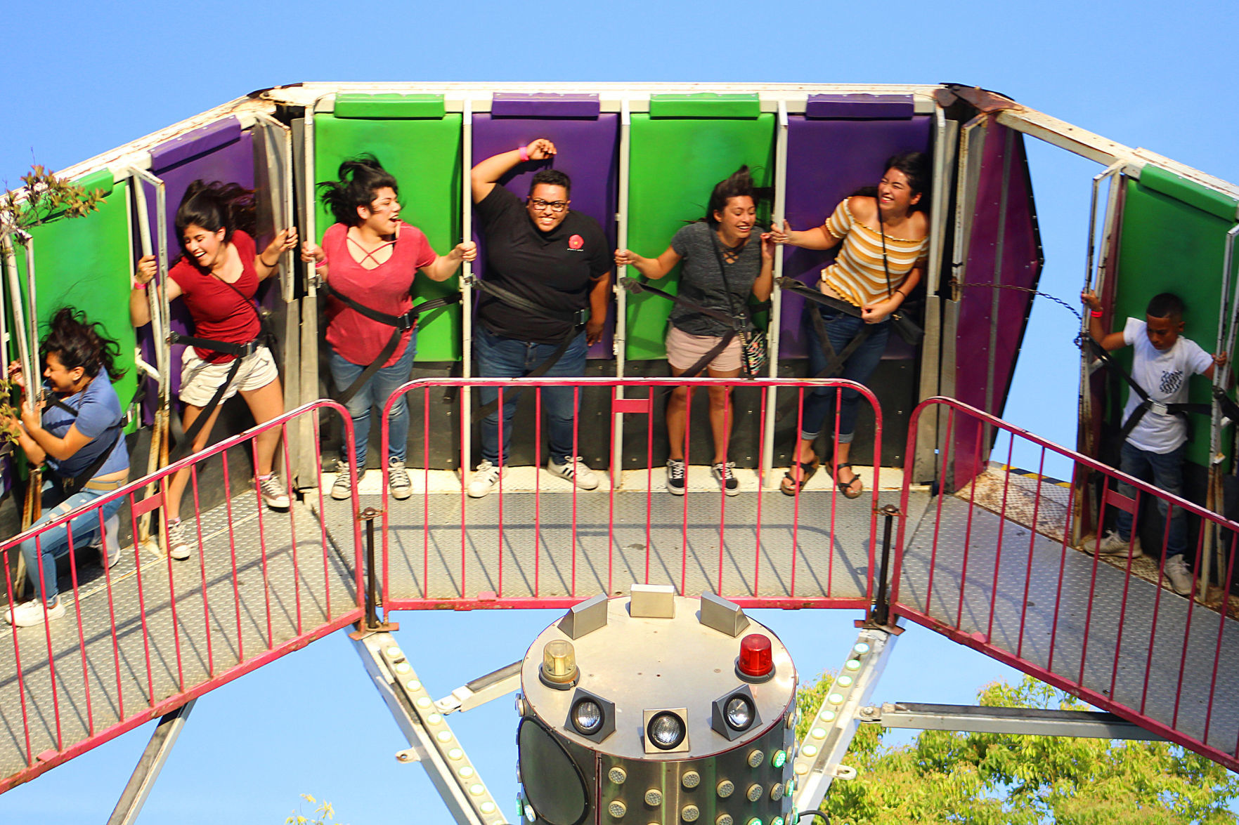 Raisin Festival: Rides
